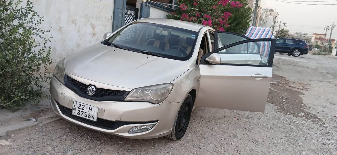 MG2013 سه ياره كه زؤر جوان و بئ حه يبه سه نه و ى هه زه و ره قه م هه موى نوئ يه گير و مه كينه و كاره بايى به شه رت سه ياره كى تا بلئ ى خاوينه جوار جئ ى بجوكى هه يه من به پارجه ده ى ده م پيش و پشت كه پسه سحرى 55 مه جال 
*********** أربيل, العراق
