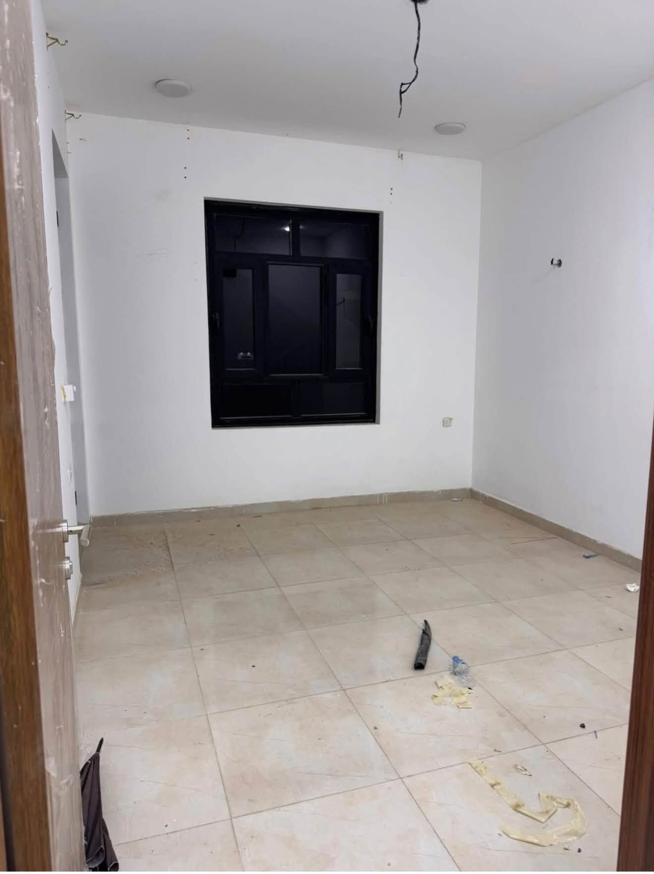 شارع مطار بغداد • غرفتين • ١٠٠م