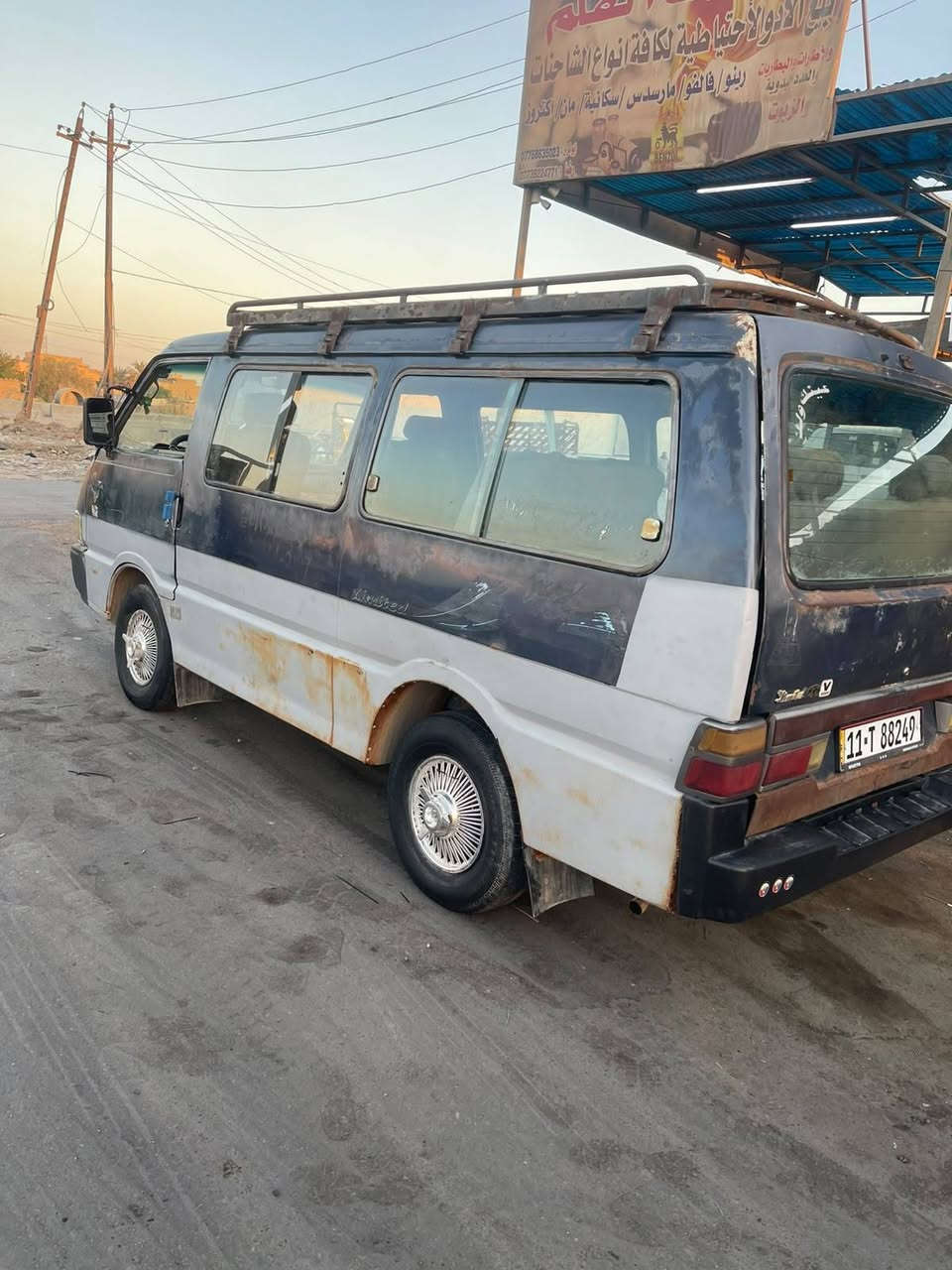 كيا بستا موديل 1994 رقم بغداد حمل  انكليزي سنوية لغاية 2030 مكينة جديدة كير اكسن كفالة تخم تاير كهربائيات كله شغالة 
مكان السيارة بغداد الدورة 
***********
السعر 30
