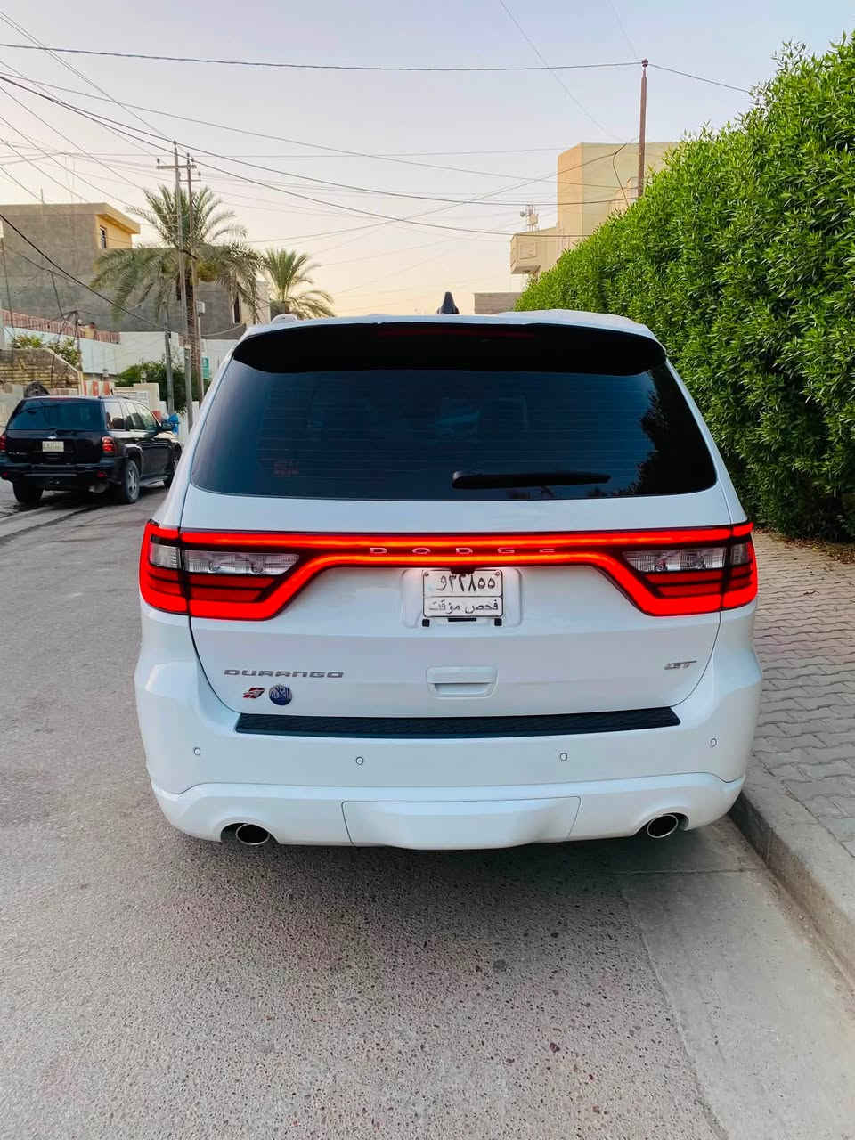 دورنكو جيتي بريميوم ……فول
Durango - GT … V6 

2025
ZERO

🔻المواصفات :
دوج دورانكو دورانجو G/T بريميوم 4x4 
الموديل: 2025 (خليجي)
العداد: 2000 ماشية فقط رحت بيه لشمال فقط   السيارة بعدة بلايلون 
المحرك: 3.6 لتر 6 سلندر
القوة الحصانية: 295 
عزم الدوران (نيوتن-م): 353 
ناقل الحركة: 8 سرعات
المواصفات :
*فتحة سقف كهربائية
*ويل قياس 20 انج 
*صندوق كهربائي 
*شاشة لمس قياس 10.1 انج مع نظام ملاحة
*رادار تفاعلي مع خاصية التوقف والانطلاق
*حساسات امامية وخلفية
*كاميرا خلفية
*نقطة عمياء
*مانع تصادم خلفي
*تحذير الخروج من المسار
*مرآة تعتيم ذاتي
*مقاعد من الجلد الفاخر
*مقاعد امامية كهربائية 
*مقاعد امامية مبردة ومدفئة
*مقاعد خلفية مدفئة
*مقعد السائق ذاكرة
*مكيف الهواء مع تحكم 3 مناطق 
*نظام ابل كار بلاى و اندرويد اوتو لاسلكي
*دخول ذكي (بصمة)
*نظام التشغيل عن بُعد
*مصابيح أمامية أوتوماتيكية مع مصابيح نهارية LED 
*المرايا الخارجية ذاكرة
*مرايا خارجية مدفئة
*وسائد هوائية أمامية و وسائد هوائية جانبية و خلفية
مكان السيارة بغداد الدورة الطعمة
رقم تلفون ***********طبعن  السيارة قبل 20 يوم اخذتة زيرو
