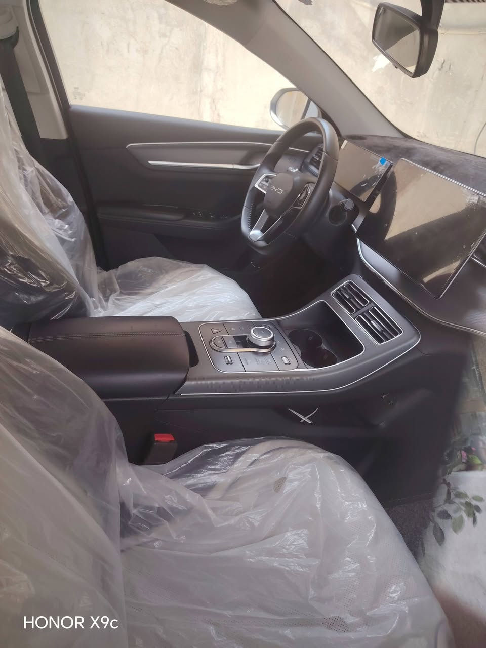 BYD دستروي
سياره بيها ضربه ب جاملغ الايمن موضح بصوره لاصبغ ولا شي يرجع بارد ضربه بسيطه وبيها طلقه بلقماره بصفحه اليسره بنهايه مصلحه بس مكانها مبين سياره حلوه على وضع شركه ماشيه ٣٣ الف
سعرها 18500
*********** واتساب
