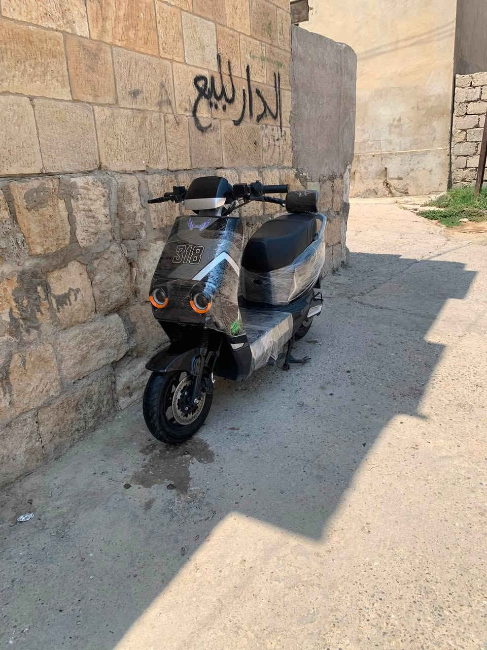 دراجه شحن للبيع 318 مديل 2026 الماطور مستخدم شي قلييل كلو شغال اشاير لايت هورن نشرات ما بي اي خلل بطاريات شرط ملف 2000 الدراجه نضافه كدام العين السعر 575 وبي مجال للطيبين الرقم ***********

