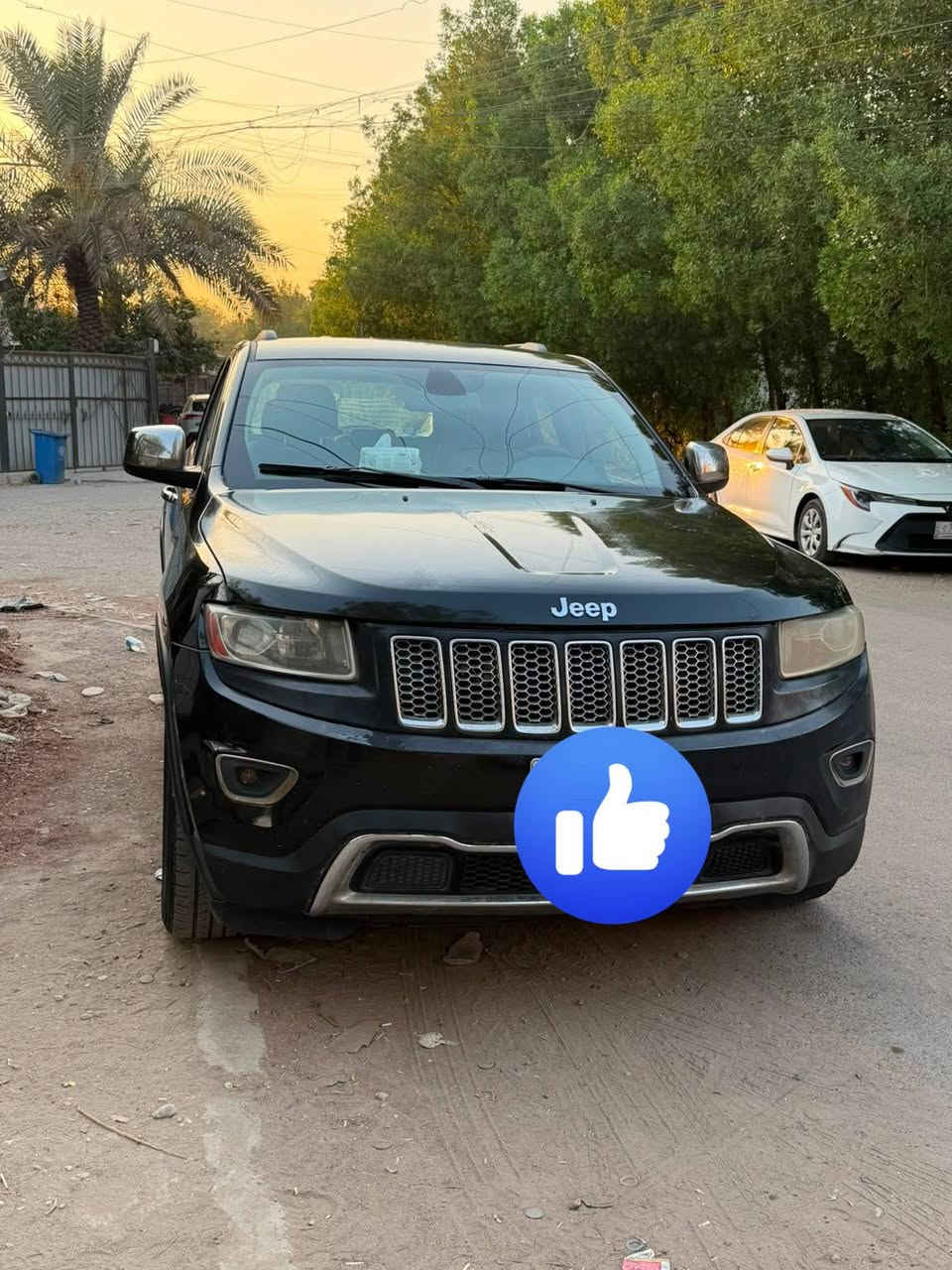 6 سلندر  3.6V
المحرك مبدل جديد
كير نضيف 
السياره باسمي 
ماشيه 263الف كيلو متر 
بيها بس ضربه بحجاره بالجاملوغ هنا بالعراق ومصلحه بارد ومصبوغ  اخوان بيع نقد اعتذر عن الأقساط والمراوس مكانها بغداد *********** السعر ١٢٧ ورقه
