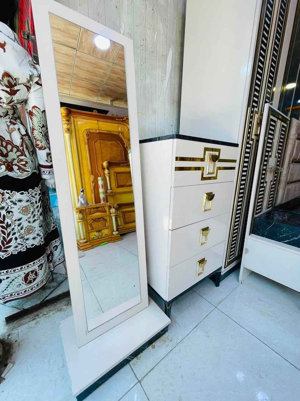 غرفة نوم ***********البيع 🥰🥰
