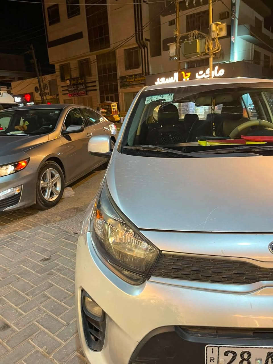 بيكانتو مورننك 2019
فول مواصفات عدا الفتحة ماشية 85 الف رقم نجف بأسمي السيارة بيها اربع قطع صبغ سونارها موجود 
السعر 88 وبيها مجال السيارة موجودة بالنجف 
***********
