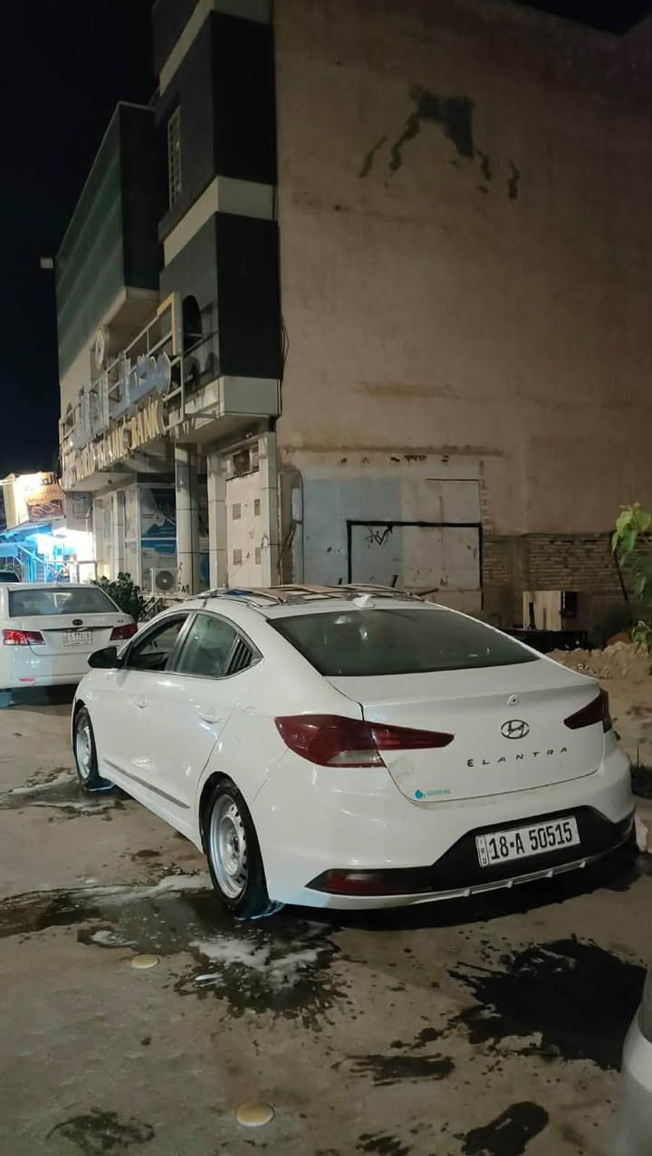 السلام عليكم
النترا ٢٠١٩ وارد امريكي 

رقم بابل بسمي تحويل ثاني يوم تخم تاير جديد حداديه ٨٥٪؜ 

تبريد كير مكينه مكفولات كير AT المرغوب 

مكاني حله شارع ٨٠ ‭

الاستفسار: ‭***********‬
