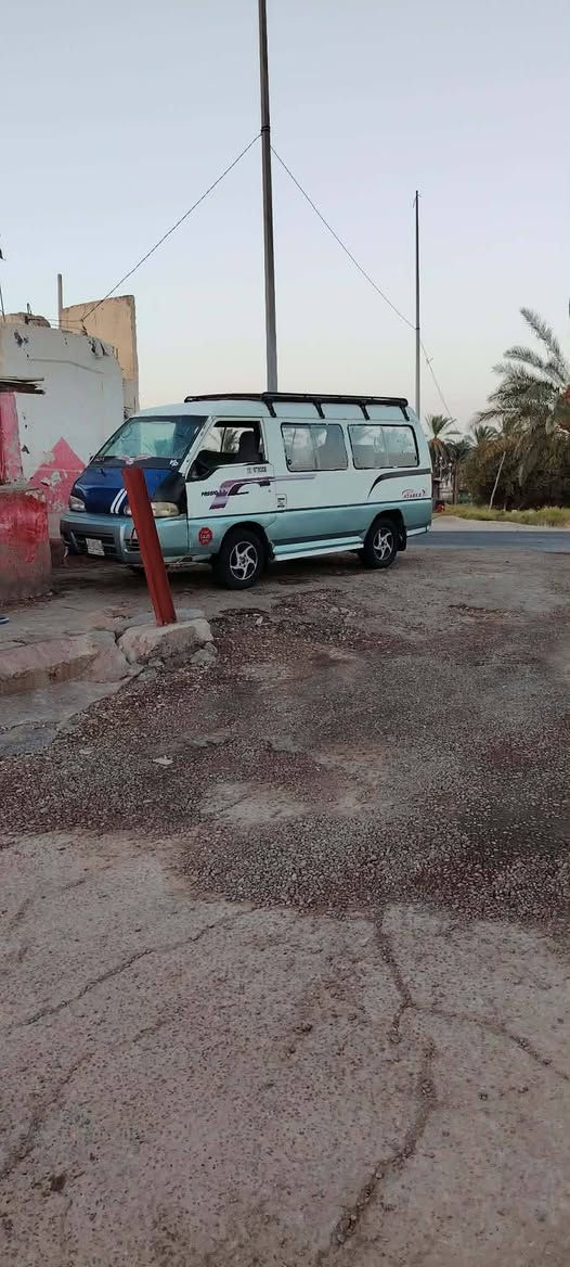 سلام عليكم
سياره هونداي موديل 98سنويه صاقطه بسنة ال19 مكينه بيه تبخير  والبقيه كفاله شواصي كفاله كير كفاله صدر امامي خلفي جيد صار سبوع لمن شديته باوع ومشط بجيس  تخم تاير  غرفته جديده مدوشمه السعر 30وبيها مجال  هاذه رقم صاحب السياره ***********
***********
