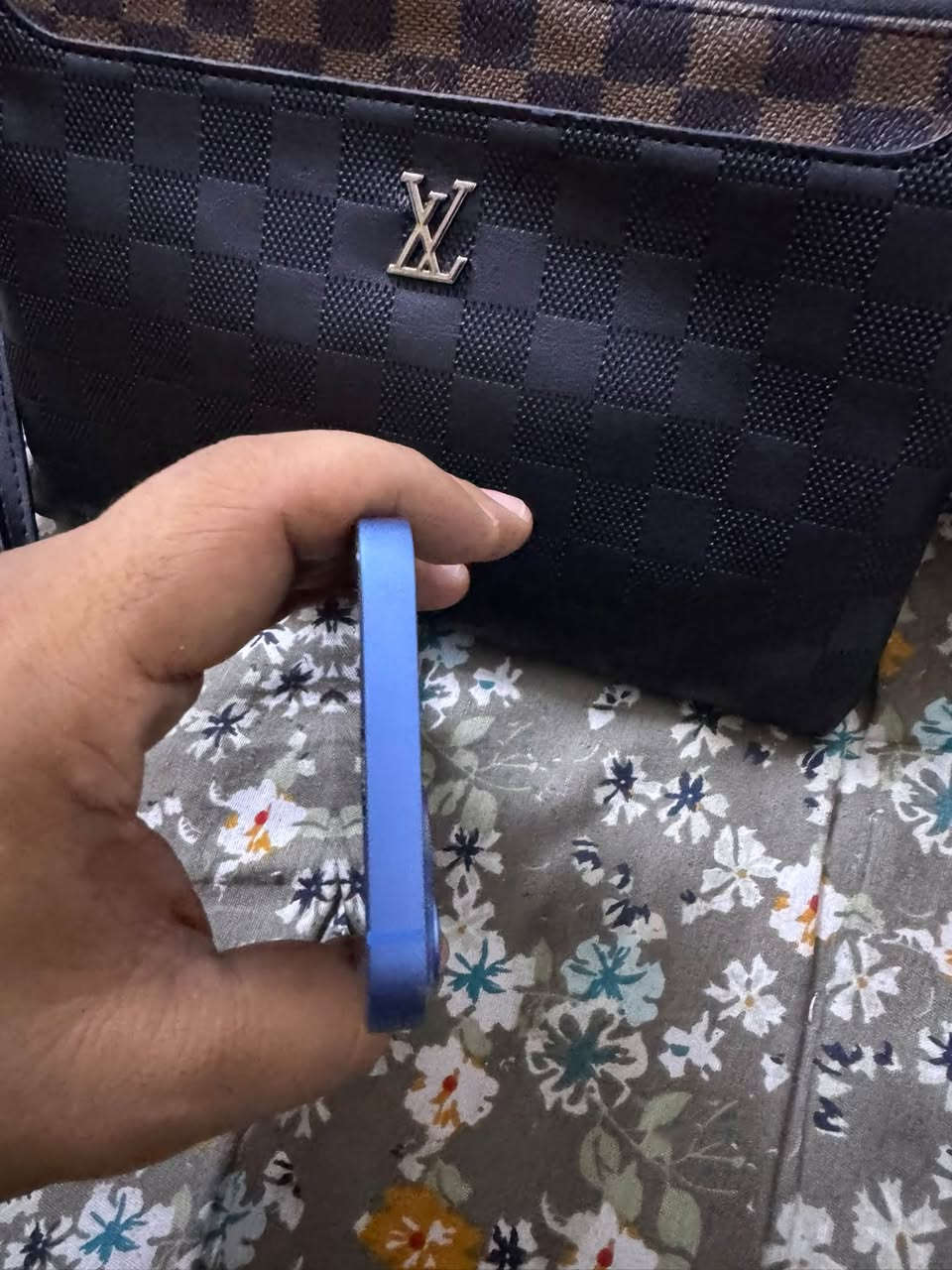 آيفون ١٣ • ١٢٨ • بطارية مستبدلة