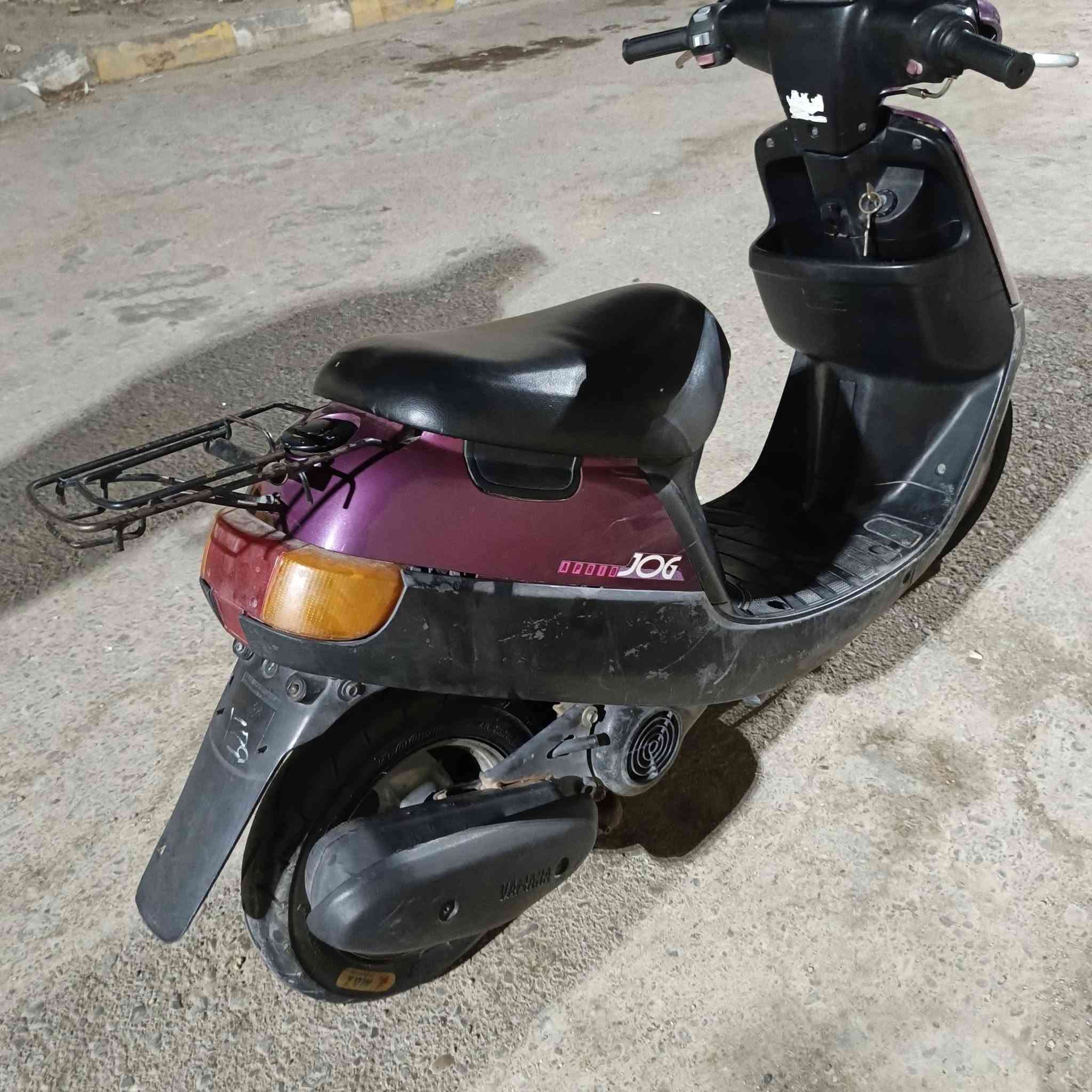 سلام عليكم درجه بطه للبيع دراجه حلوه وجاهزه وكلشي ماعوزهاا كهربائيات كلهاا شغاله من سلف من لايت بك لايت من اشاير يمنه يسره مكينه شرط نعومه مكينه شرط شلعه ومعدل والمعدل مخلي مقطع دك جوه 60  مفتوحه بوشه وبستم فقط اوراق دراجه وسعرهاا 200وبيهاا مجال للشراي ورقمي *********** عنواني ميسان حولي الاف دار
