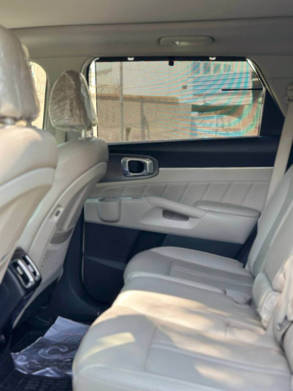 🔥 للبيع كيا سورنتو 2024 – فئة 4X 🔥

🚘 سورنتو 2024 بحالة ممتازة ومواصفات مميزة جداً

🔹 6 سلندر
🔹 7 راكب
🔹 دفع رباعي 4X4
🔹 3 قطع تبريد
🔹 بانوراما
🔹 4 كاميرات
🔹 حساسات 360 درجة
🔹 مكفولة كفالة عامة
🔹 الممشى 41 ألف كم فقط
مكفولة كفالة عامة
السعر 308

📞 للاستفسار والتواصل:
*********** بغداد, العراق

نص مكتوب في الصور:
- Kia Movement that inspires كيا سورنتو موديل 2024 فئة 4x محرك 6 سلندر 7 راكب 3 قطع تبريد بنوراما 4 كاميرات فور ويل حساسات 360 درجة مكفولة كفالة عامة SORENTO قوة .. فخامة .. راحة الممشى 41,000 كيلو متر مكفولة كفالة عامة لراحة بالك فرصة مميزة لا تفوتها