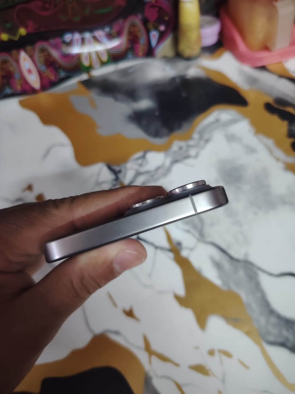 سلام عليكم ايفون 15برو ماكس
جهاز جديد نضافه100شرق اوسط ذاكره256بطاريه87سعر مليون بي مجال مكان محموديه ***********  متواجد فقط عل رقم
