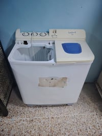 غساله للبيع كدام عين بس ناقصه باب هذا كدامكم  حجم 8 سعر 50الف  0750358...