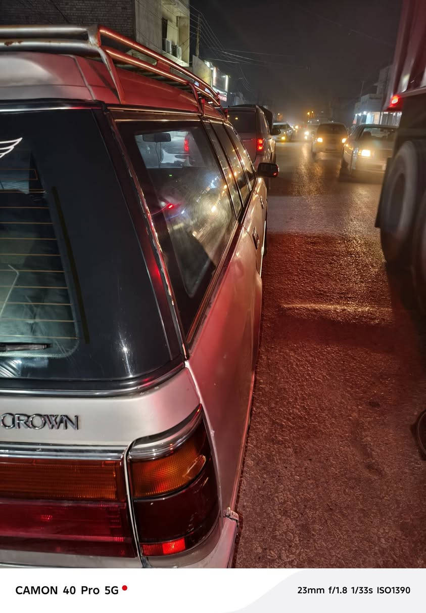 سلام عليكم سياره للبيع ارنب ستيشن موديل 1990
رقم نجف سياره مكفوله من الكص والنقل والحادث القوي 
سنويه ما ساقطه بعدلها سنه بيها محرك ونجي ناعم 
حداديه نص عمر سعرها 42وبيها مجال 
رقم ***********
