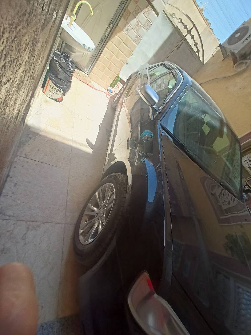 السلام عليكم اوبامه 2018 ولأصل 2015 الفئه cفول مواصفات بأسمي تحويل ثاني يوم بيهه تلحيضات بسيطه ولبقيه كله كفاله گير ومحرك تايرات جدد حداديه جديده مابيهه اي نقص ترايك لبغداد جاهزه على اخر حبه 175 وبيهه مجال  بيع مستعجل
وأي ستفسار اتصل *********** البصرة, العراق
