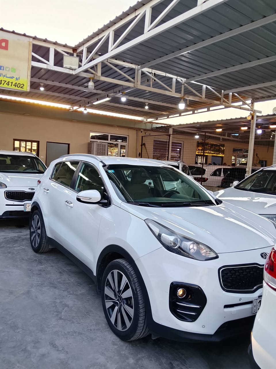 سبورتج موديل 17خليجي رقم بغداد 
🚘 Kia Sportage 2017
🇰🇼 خليجي
📍 رقم بغداد الجديد
👤 باسمي
🛣️ ماشية 75,000 الف حقيقي
🔧 محرك وكير مكفولات
🎨 صبغ وتبديل مكفولة السيارة على وضعية الشركة 
✨ سيارة نظيفة جدن
💰 السعر166
🤝 أكو مجال
📞 للاستفسار:
***********
📌 العنوان اليوسفية ناحيت الرشيد
