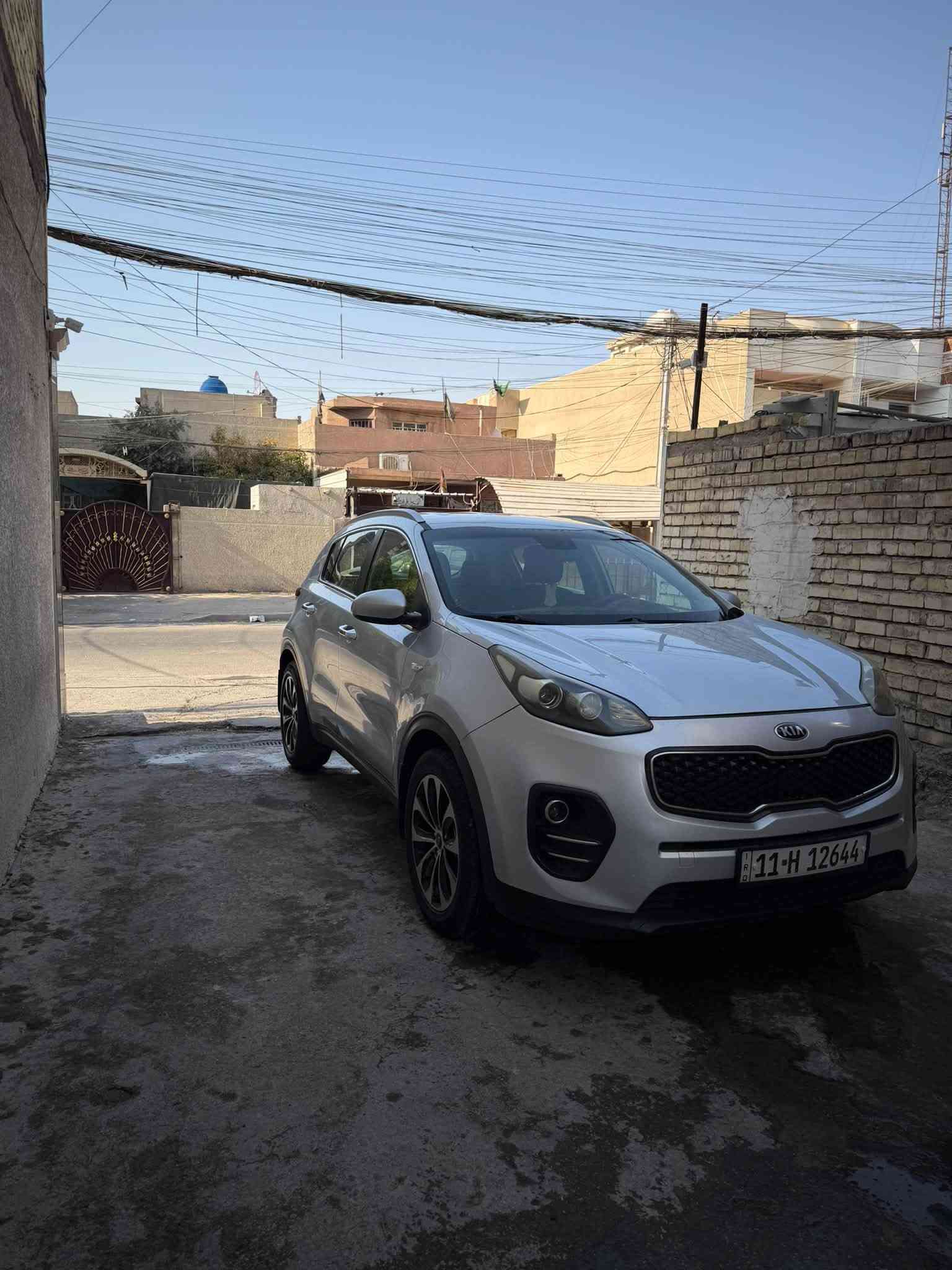 كيا سبورتج خليجي 2017محرك 2000دوش ماشيه 94بيها صبغ بين البابين جهة الراكب السياره جاهزه من كلشي السعر147$مكاني بغداد ‭***********‬
