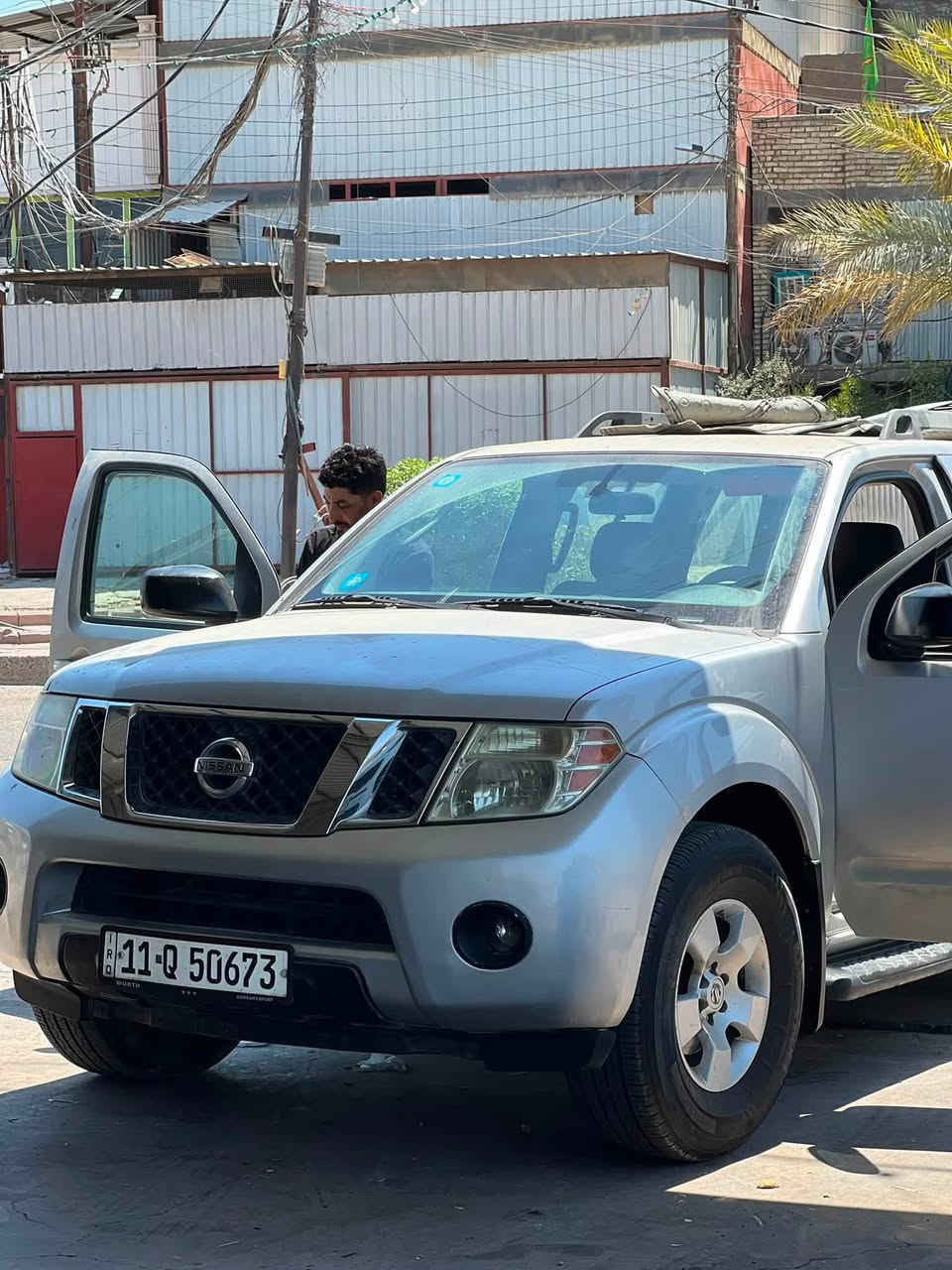 للبيع نيسان باثفندر 2008
وارد امريكي جنطة صبغ وربع باب السايق من جوة صبغ الباقي كله مكفول 
مكينة مكفولة لا تنقيص ولا تبخير 
كير مكفول 
حدادية امامي خلفي جديد 
تخم تاير نضيف 
السيارة تو ويل 
داخل اسود 
تبريد قطعتين 
السيارة نضيفة استخدام شخصي 
السعر 88 وبيهة مجال 
السيارة كاملة درهم متصرف عليهة 
رقم بغداد انكليزي 
السيارة بأسمي 
مكاني بغداد
للاستفسار الاتصال على الرقم ***********

