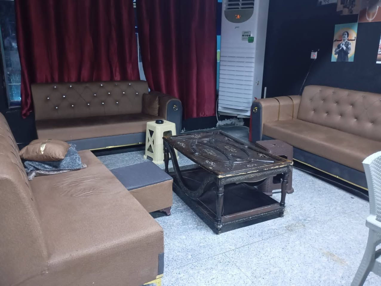 غراض للبيع للاستفسار ***********
