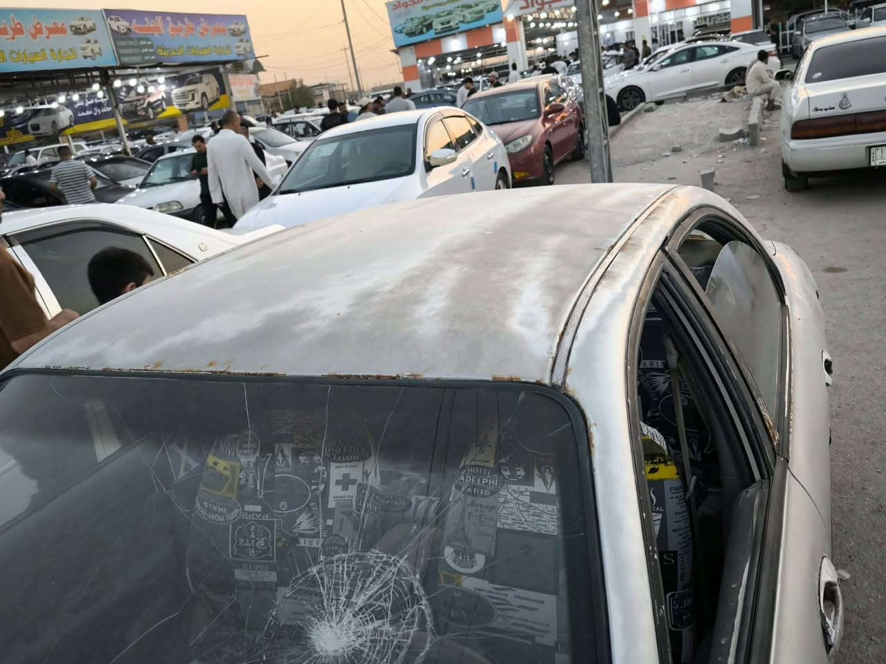 سوناتا مديل ٢٠٠١ رقم نجف ألماني مكينه وكير كامري ابو الجف اوتوماتيك مكينه وكير وحداديه وتخم تاير نظيفات كشرها شوف العين للبيع او المراوس السعر ٢٥ وبيها مجال ***********
