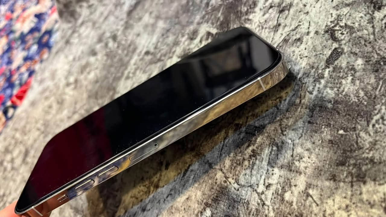 البيع آيفون 13 بره ماكس جهاز نضيف بطاريه 96 تك ذاكره 128 ابدل بس شاشه نوعيه زينه سعر جهاز 500 وبي مجال ***********
