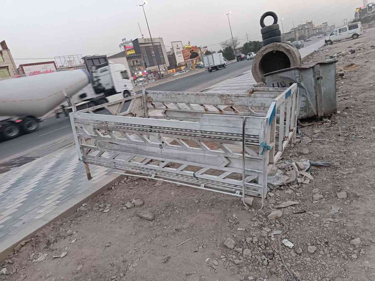 سلام عليكم محجر للبيع شراي يخبرني وبيك خير ودلل *********** مكاني حله بابل شارع 60 مجسر الثوره
