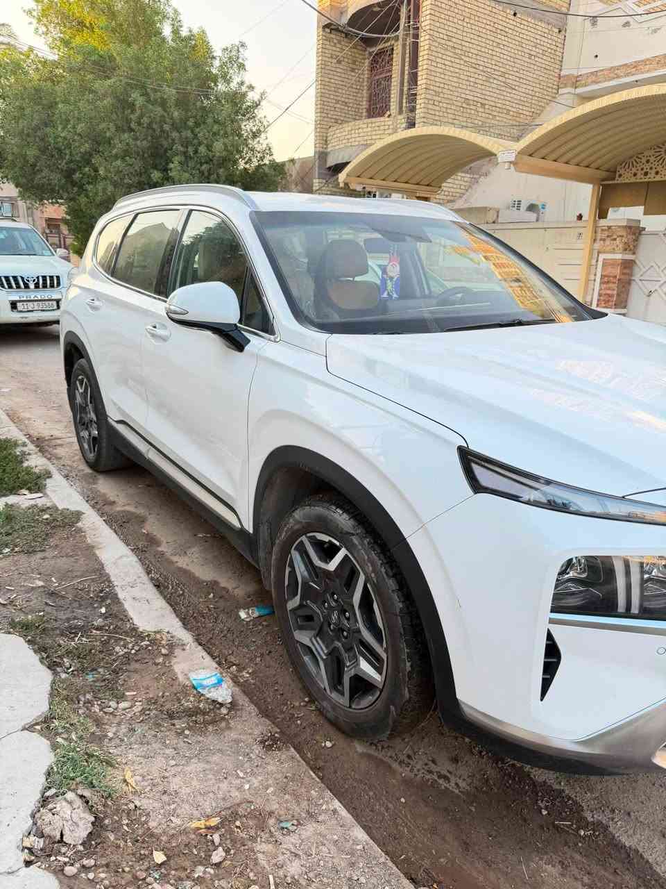 السلام عليكم سنتافي مديل2023
وارد خليجي محركه 3500 
فول مواصفات عده البانوراما 
ماشيه75الف
رقمه أربيل تحويل ثاني يوم
سبعه راكب 3قطع تبريد
سعره240 وبيه مجال
للتواصل ***********
