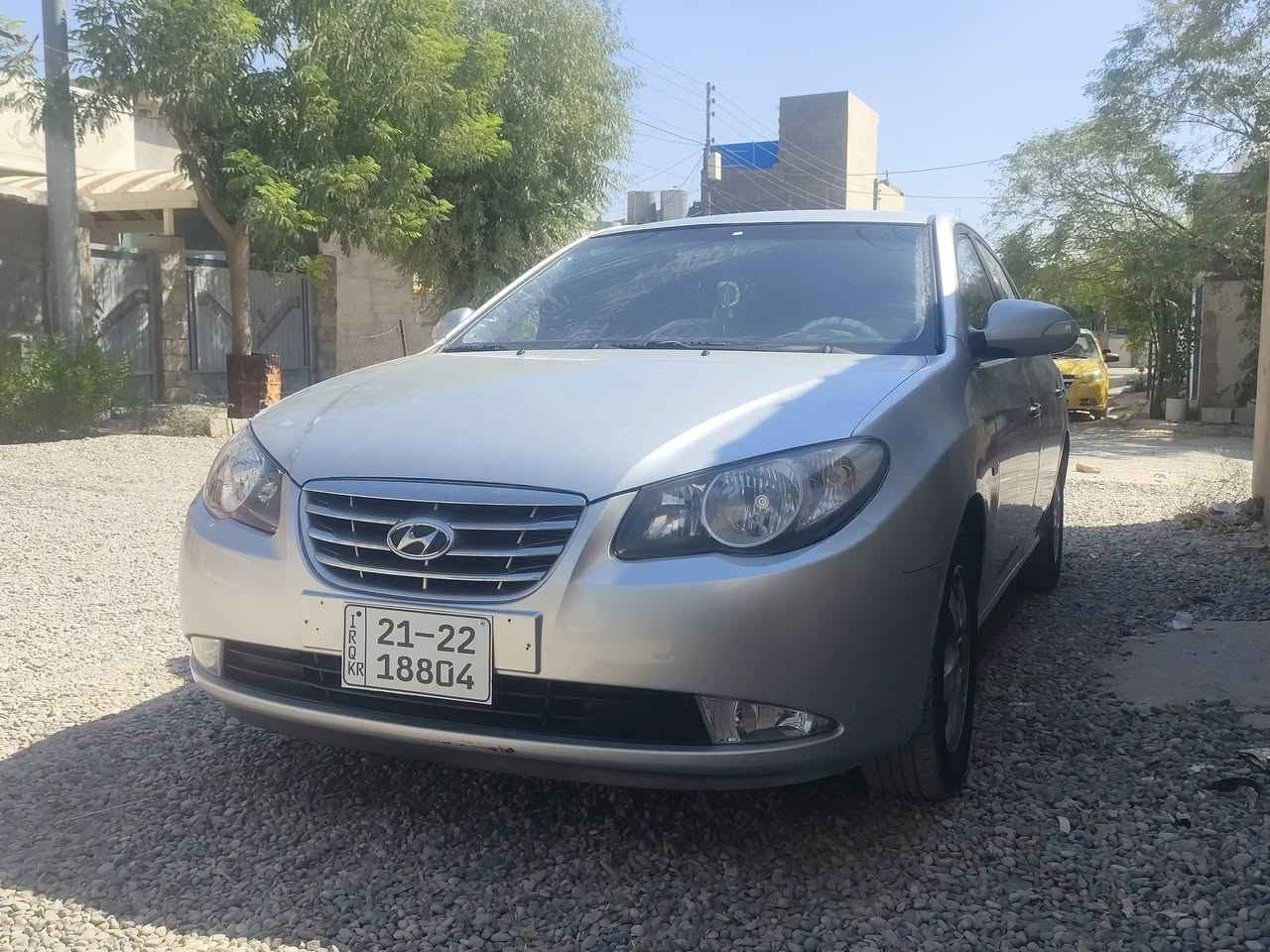 اڤانتی 2010 فول مواسەفات بەس سلایت نیە سەیارەکە بەسمەیە 
ئاوینە ئیشارات ناولایت ڕەش 
  ئیکۆ لیزەریە 
ناوڕەش  گێچ وەنەوشەی  جلدو هیتەرو لەمس  حاسەیە 
نە کەڤەر گۆڕاو نەسەقفی هاپیوە 
یەک بیانو گڵایەک ببڕە  250 مەسرفی نیە 
چوار تایە تازە ناوسندوق کامل 
سعری 51 کەمیک مەجال  
ژ ***********
شوێن کەلار
