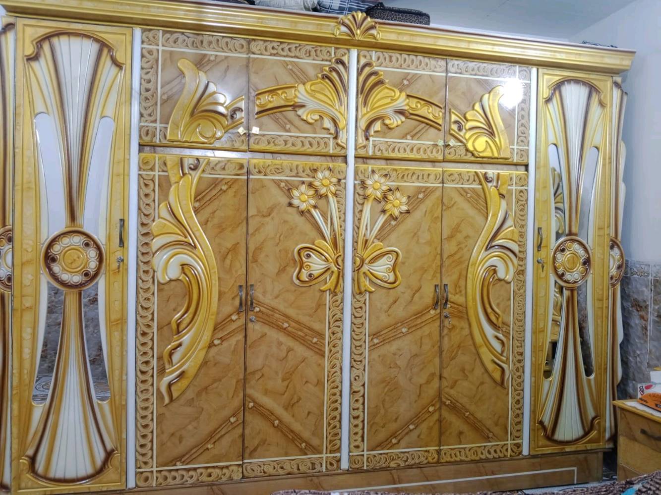 سلام عليكم غرفة نوم كاملة مكملة قطع الغرفة كاملة مابيهة نقص وبعدهي نضيفة بشكل كربلاء المقدسة الجاير السعر 650