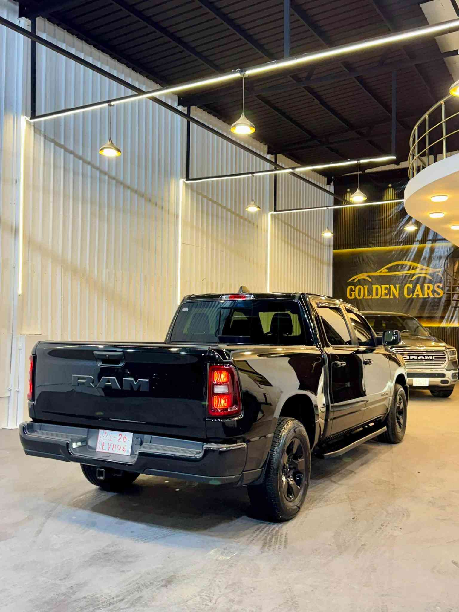 RAM 2025
رام موديل 2025
بودي قصير باب كبير
محرك 3.6  V6 ايتورك 
ماشيه 20 الف
شاشه كامرا 
بصمة تشغيل عند بعد
رادار امامي و خلفي
نقطة اعمياء
بدون صبغ 
جامرلغ و باب تبديل بلادي 
بدون دواخل بدون ارباك
يترقم شمالي شرط الترقيم 
السعر//  295
عنوان كركوك شارع المعارض 
***********
