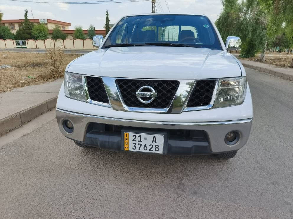 ‏نڤارا 2009
‏گێڕومەکینە بێ عیبە ،کارتی بەنزینی هەیە،؟تەبرید ساردوگەرمی بێ عەیبە
‏سەنەوی بەسرچوەدووساڵە، ڕەقمی تازەیە
‏دووپەڵە ی بچوک بۆیاخی هەیە سۆنەرەکەیم داناوە
‏لە چمچماڵم 93گەڵاو مەعامەلە
***********
*********** شمشمل, السليمانية
