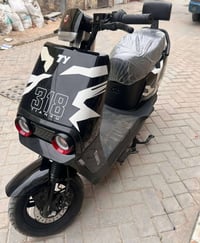 318 • ٦ بطاريات • ٩٠كم