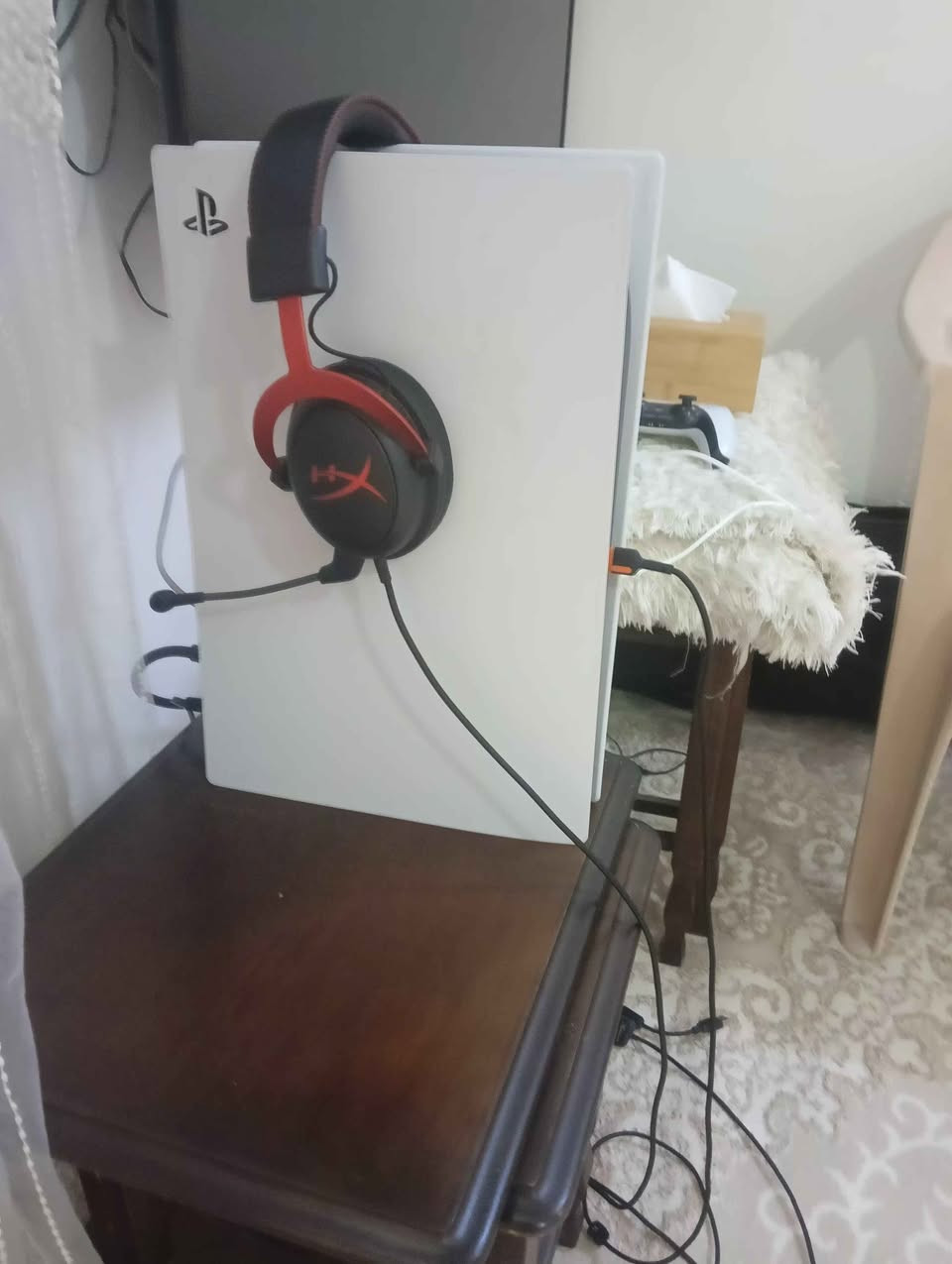 Ps5 بێ بۆکس
Hyperx cloud 2 wired لەگەڵ بۆکس و شتی ئۆریحیناڵ 
1 controller
4 CD 1.minecraft 2.cod mw1 2019 3.battlefield 5 4.pes2020
مەعامەلەش هەیە و گەیاندن هەیە بۆ هەموو ئێراق
تێل *********** حلبجة, السليمانية
