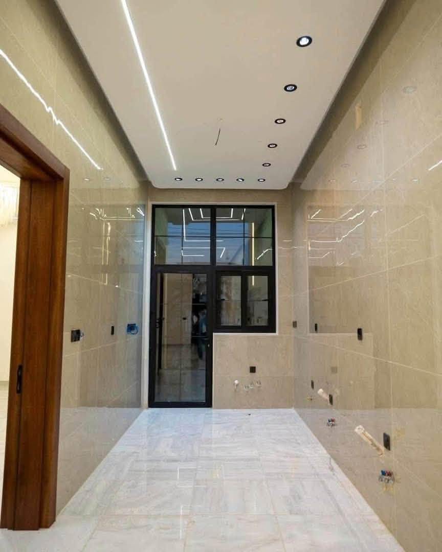 عقارات-الخضراء - نسعى - دومآ- نحو- الافضل 

#اعلان رقم ((10101))

#دار درجة اولى للبيع في منطقه السيدية مربع الضباط   
   شارع النخيل 30 متر 
 
#مساحة :150  متر  واجهة :6م 
#المحتويات الطابق الاول :1 غرف نوم استقبال هول داخلي ومطبخ خدمات كراج 
الطابق الثاني : غرف نوم عدد 4  خدمات 

#السعر : اكتب رقم ((1))

# للأ ستفسار 
مراسلة الصفحة على # الفيس بوك
عقارات -الخضراء - في السيدية
# او الاتصال على الرقم
☎️***********☎️ 
#او مراجعة مكتب الخضراء 
في السيدية شارع العلوة مقابل قاعه ريتاج للمناسبات

