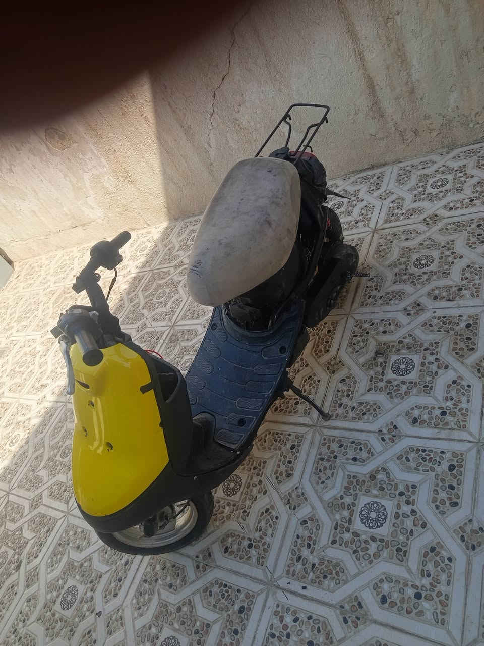 للبيع. شرط  مكينه شاصي معدل تشغيل هندر واحد مكينه ما مفتوحه شرط بس شويه ترتيب يعوزو السعر 85 وبي مجال قليل للاستفسار ***********....***********
