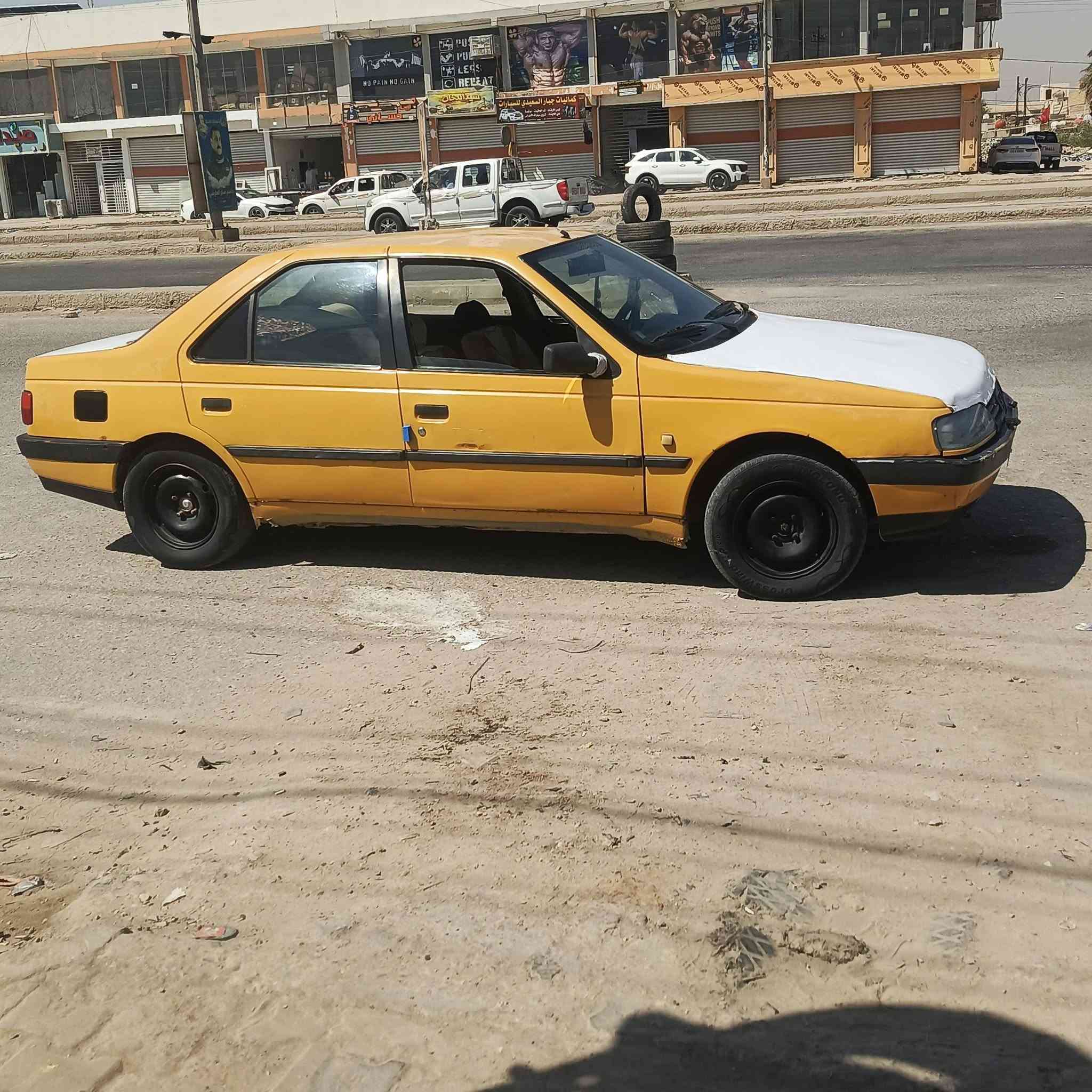 سلام عليكم بيجو 405 سياره جازه
من مكينه كير حداديه تخم تاير 
من شواصي كهربائيات كله شغاله موديل 12مصفره هيه وغرامات سنويه الغايه 31مالكه
بل رميثه يريد مداور 

للبيع ول مراوس مكانه ديوانيه الحمزه الشرقي
سعر 29 وبيه مجال حك الجيه 
لتواصل واتساب ***********
