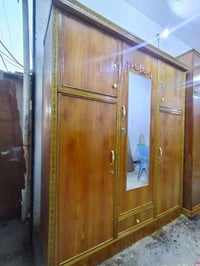 كنتور ابو ثلاثة • نظيف • مصبوغ وملمع