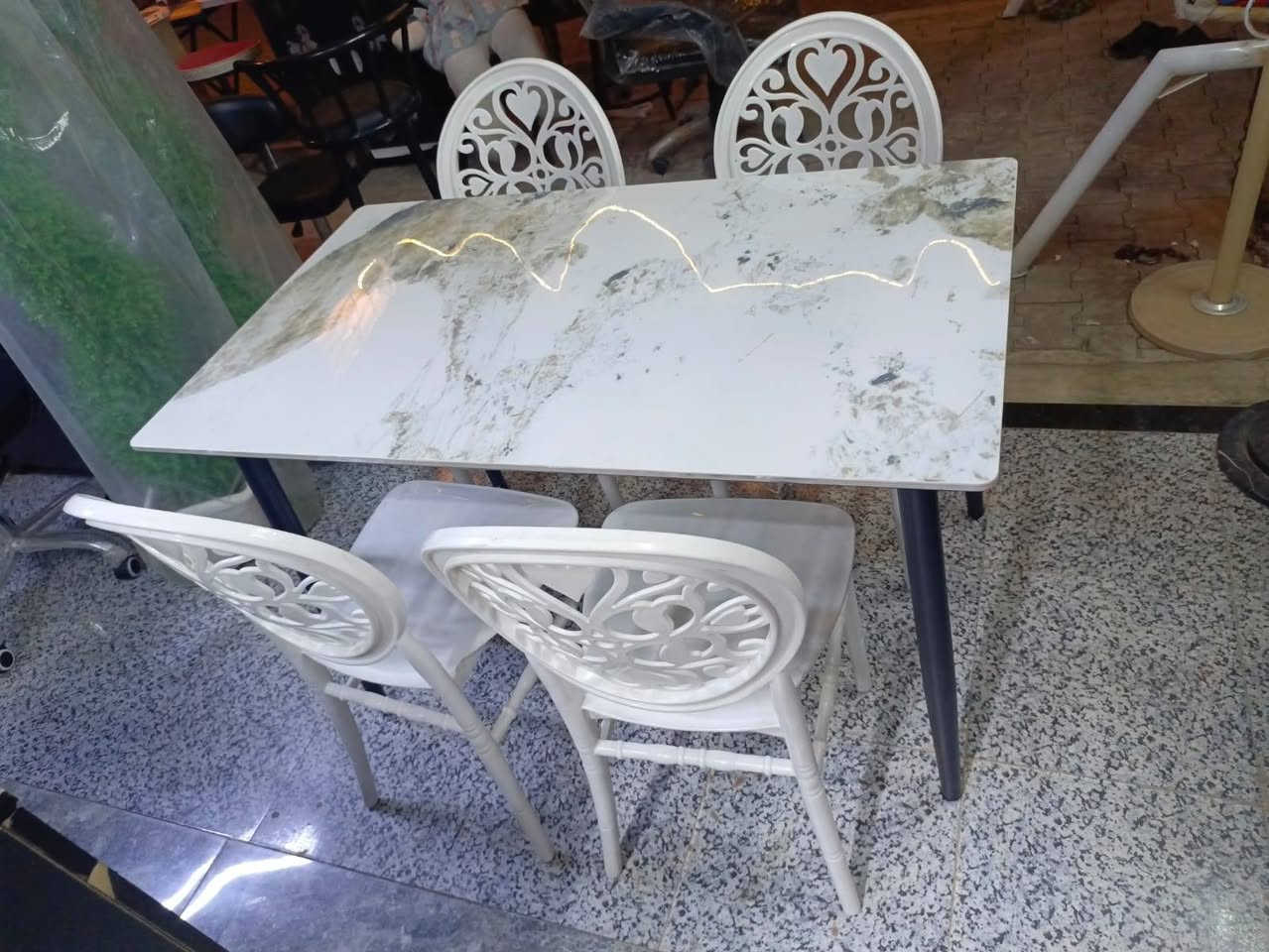 اثاث منزلي • جميع الموديلات • توصيل