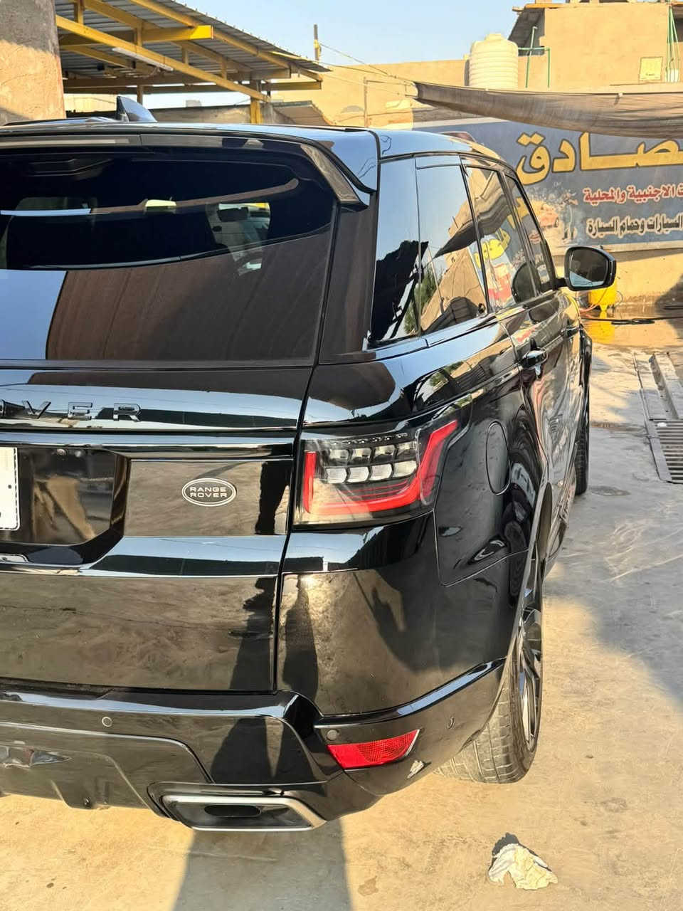 سلام عليكم
رانج روفر سبورت 
موديل2021
الون اسود ملكي فول مواصفات
رقم بغداد تحويل ثاني يوم
السعر 390 ورقه
الرقم***********

نص مكتوب في الصور:
- الهم صلي على النبي