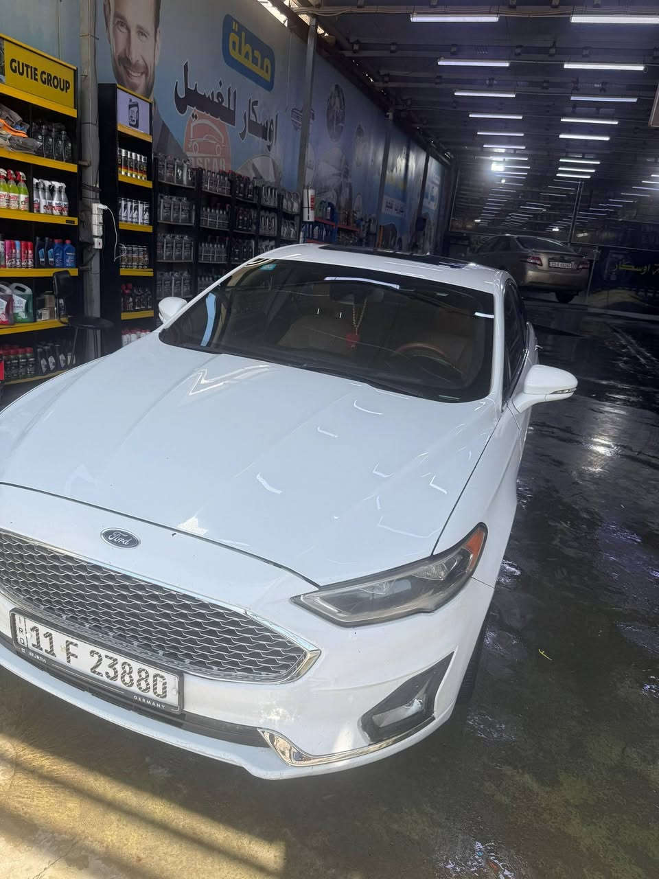 فورد فيوجن 2020 تيتانيوم محرك 2000 توربو بغداد
قطعة وحدة 
مواصفات التيتانيوم معروفة 
٣ شاشات 
تدفئة و تبريد كشنات 
هاند بريك كهربائي 
كشنات كهرباء 
تحكمات ستيرن 
مكان السيارة بغداد _ المنصور 
***********
***********
