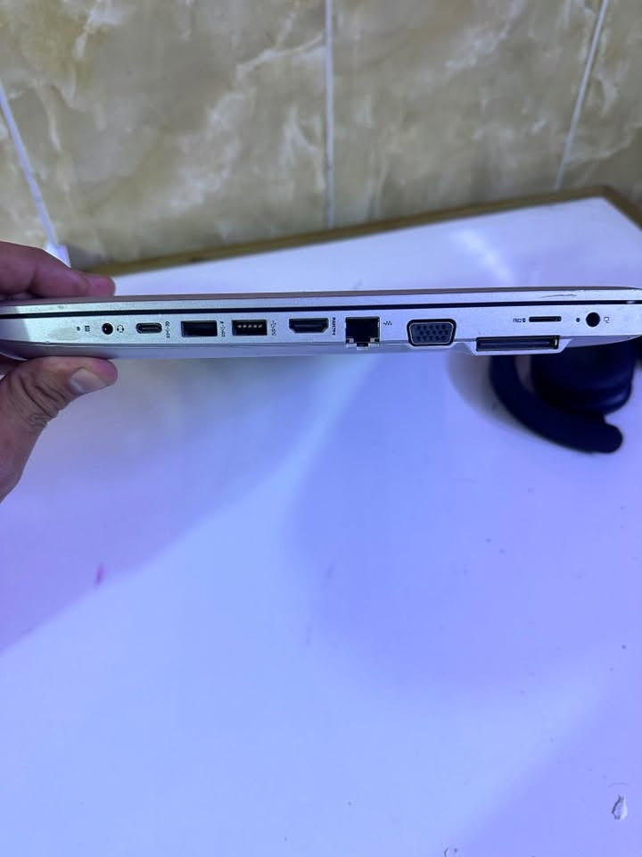 HP ProBook 650 G5 • i7-8665U • SSD 256GB