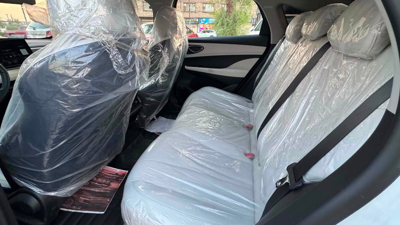 السلام عليكم للبيع بي واي دي CL5 2025 ماشيه ١٧٢٠ مكينه ٢٠٠٠  كهرباء السياره زيرو رقم بغداد بسمي بيه رصعتين بالهلال الخلفي زغار موجودات بالصور ومسويهن PDRالسعر ١٩٨٠٠  
***********مكان السياره بغداد
