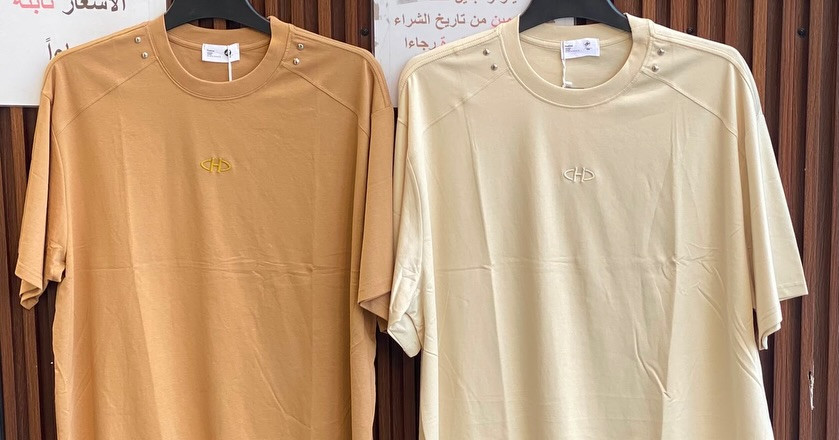 موديل جديد من موديلات القياسات الخاصه خامات قطنيه ماستر كوالتي 

سعر القطعه ١٥ الف  والتوصيل ٥ لكل المحافظات 
تثبيت الطلب حصراً على القياس تحت منطقة الابط بالسنتم 

قياس رقم ١ = ٦٤ سنتم 
قياس رقم ٢ = ٦٦ سنتم 
قياس رقم ٣ = ٦٨ سنتم 
 قياس رقم ٤ = ٧٠ سنتم 
 قياس رقم ٥ = ٧٢ سنتم 
قياس رقم ٦ = ٧٤ سنتم
والخامه بيها ليكرا خفيفه ومريحه جدا وتلبس اكبر من هذا القياس 

عنوان المحل بغداد الحريه شارع الدور الرئيسي مجاور الضريبه او مقابل لحوم ومشويات العنبر للأبواب للاستفسار اكثر يرجى الاتصال على الرقم *********** 

راسلنا وتس اب حتى نرسلك لوكيشن  location المحل على الخرائط راسلونا على الوتس اب الخاص بالصفحه 👇👇👇 https://wa.me/message/2SVHGB7QQY7FJ1 

اوقات دوام المحل من الساعه ١٢ ظهراً والى الساعه ١١ ليلاً على مدار ايام الاسبوع
