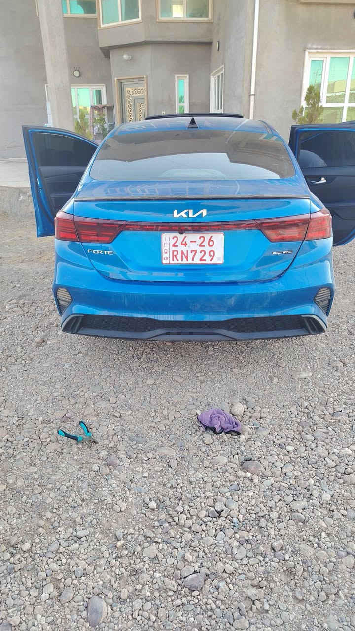 كيه فورتي موديل 24
جيتي موصفات
فتحه بصمه رادارات
360 درجه
نقط عمياء 
شحن واير
ليس صايد
بريك بصمه
اشاره مرا
كشن جلد
سيارة ما مرقم
تترقم أربيل
دهوك سليمانية 
باقي 90يوم
وتترقم
 كلفه الرقم 
تسع وراق
سياره
مخرجه
اتصل***********

