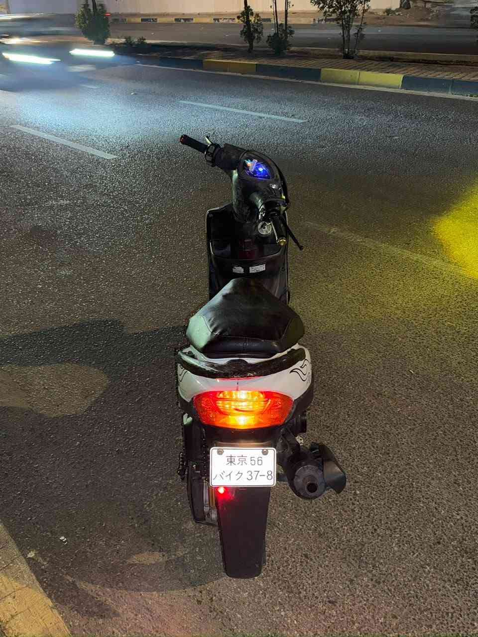 سلام عليكم دراجه ماكس عدله نضيفه للبيع بلاديه مامفتوحه مكينه ناعمه نكره سلف او هندر كهربائيات كله شغاله سعر 650 مكاني كربلاء حي المعلمين  مامتواجد بس اتصال ***********
