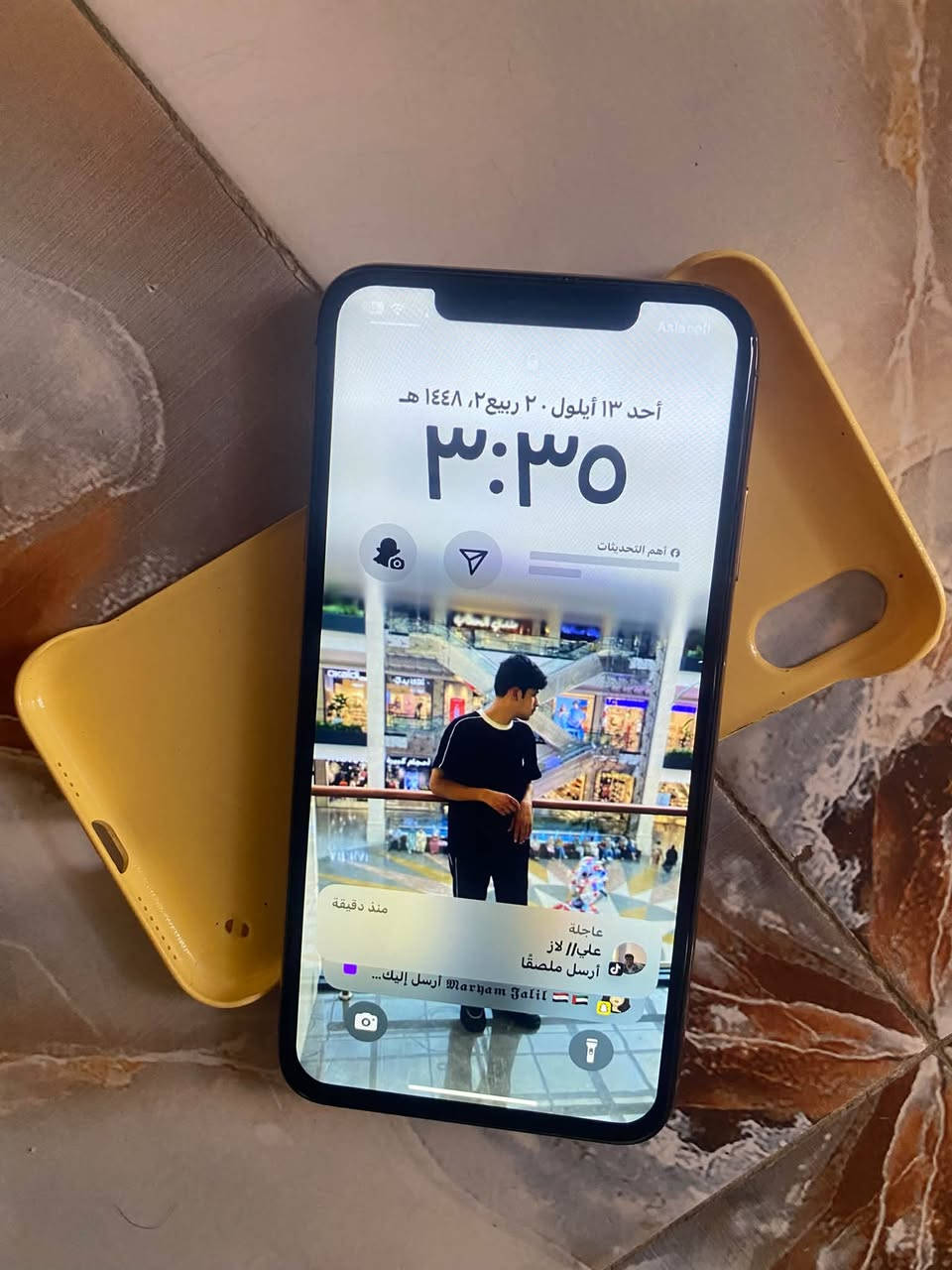 اكس ماكس بلاد مابدل بي آي قطعة سعر ١٥٠وبي مجال حكً الجيه
ذاكره ٦٤بطاريه٧٨بلاد انسه صرف بي فطور بل ضهر يتبدل ب١٥والكامره السلفي واكف تصلح ب١٠كل شغال نت صوت اتصال جهاز شخط مابيه نضافه ٩٥٪؜مكاني ديالئ بعقوبه ***********

نص مكتوب في الصور:
- انسجام اللون
- مشغل
- الإضاءة الدافئة
- متوقف
- النمط الداكن