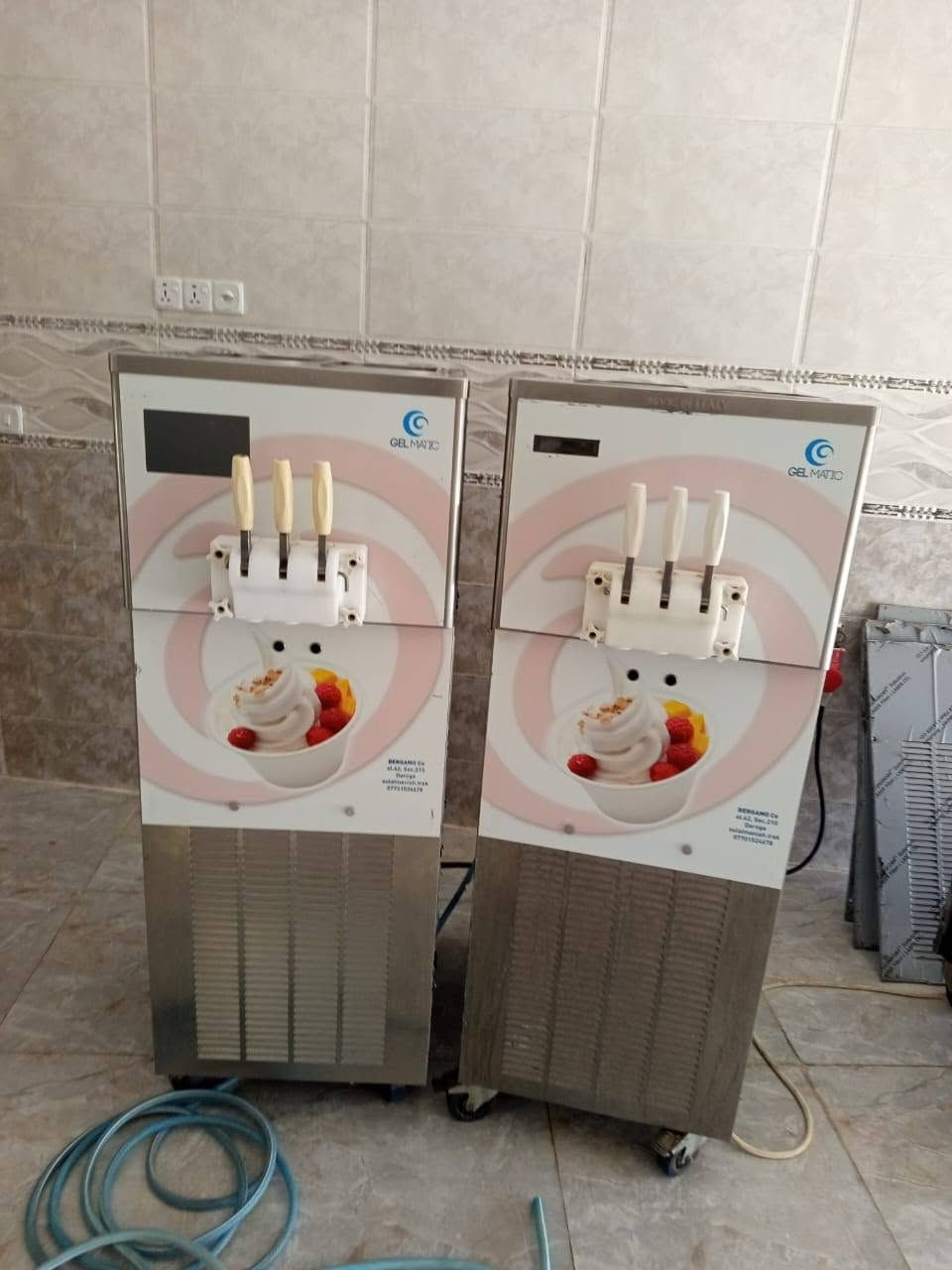 جيل ماتيك 🇮🇹 موديل ٢٠١٦ ، ٢٠١٧ ، ٢٠١٦  عدد ٣ لون وردي شرط العمل  السعر ٣٥ ورقه اتصلوا بنا واتساب   *********** العنوان السليمانية مدينة الابتسامة 😊 نحن بخدمتك نحن بانتظارك
