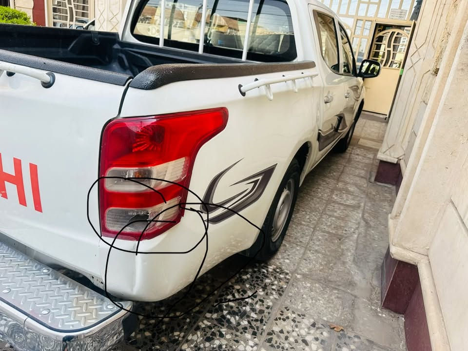 ماشيه 68 الف مكفوله محرك 2400 بيه فقط طخات بالصور موجوده مكان بغداد
***********
