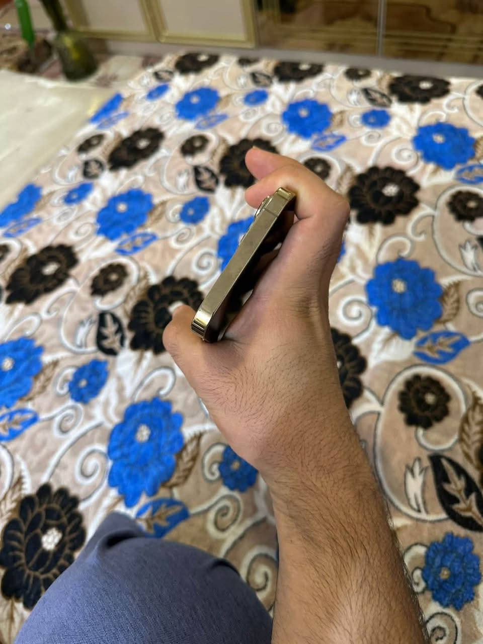 هام ‼️ آيفون 13برو ماكس لون ذهبي وضع شركه شخص مابي استخدام شخصي بطاريته 84 ذاكره 256شرق اوسط تأخذ تفحص وين متريد وياك  (سعره 700قفل ) هـ***********
