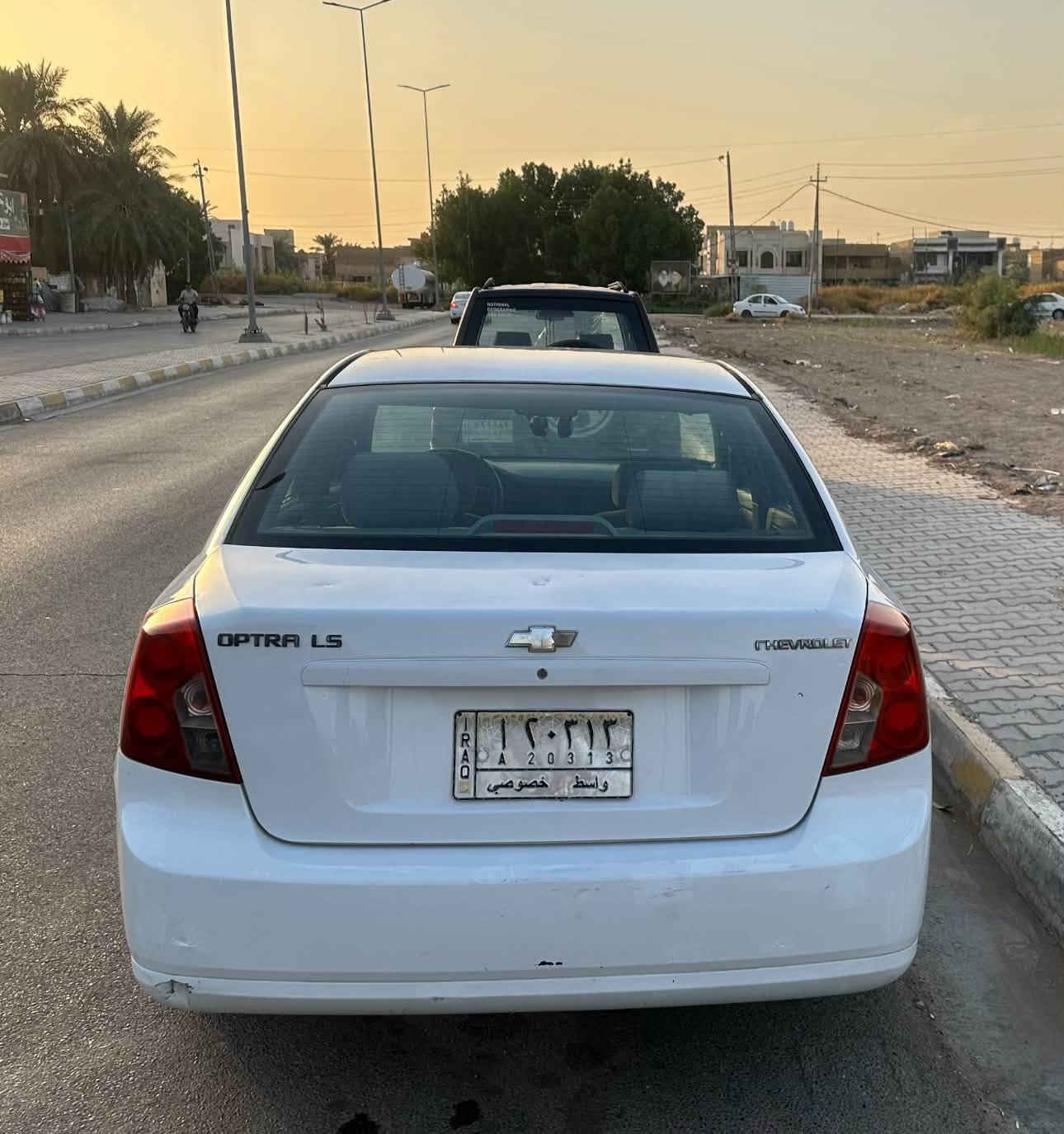 السلام عليكم
اوبترا ٢٠١١ 
مكاني كوت 
رقم واسط تحويل مباشر 
السيارة بيها تفاصيل بسيطه موضحه بالسونار 
السعر ٦٩
للاستفسار خاص او الاتصال ***********
