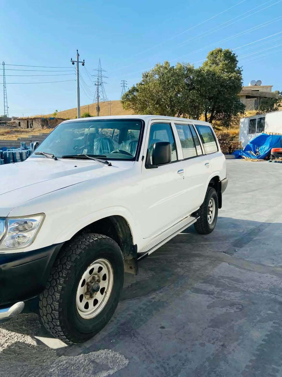 نيسان باترول • غاز وبنزين • دخان